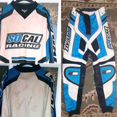 Warren-Edwards-autograph-2003-British-Supercross-champion-MotoCross-memorabilia-motor-bike-cycle-signed-leathers-riding-gear-clothing