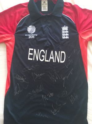 2011-ICC-World-Cup-England-squad-signed-player-shirt-strauss-collingwood-swann-bell-morgan-Rashid-1