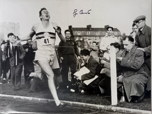 Roger-Bannister-autograph-signed-photo-first-sub-four-minute-mile-iffley-road-autographed-athletics-memorabilia-Chris-Brasher-Chataway-AAA-1954